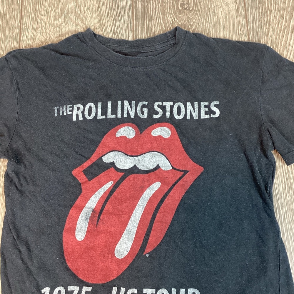 Rolling Stones Tshirt 1975 US Tour Graphic S Women's Black Tounge‎ Red Lips